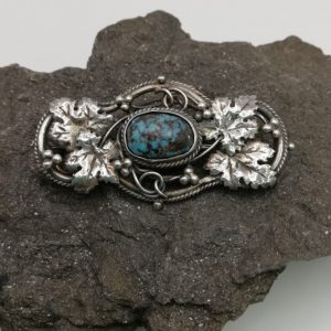 Artificers' Guild attr c1900 Arts and Crafts silver foliate brooch with matrix turquoise and gold pin