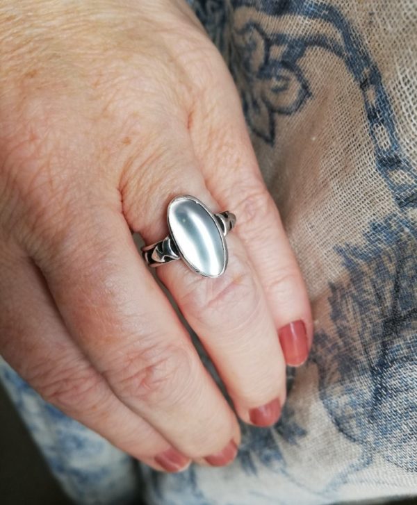 Arts and Crafts ring c1930 in sterling silver and creamy blister pearl, beautiful twisted band