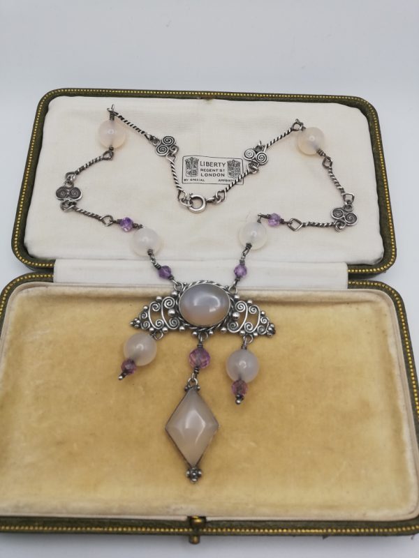 Early Sibyl Dunlop attr 1920s Arts and Crafts statement necklace with huge silver to lilac agates and amethyst