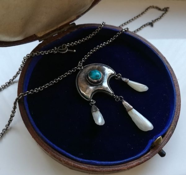 c1900 RARE hand crafted Arts and Crafts pendant necklace in sterling silver with turquoise and river pearls