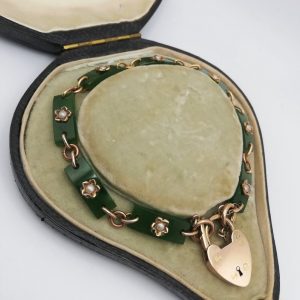 Victorian 1904 9ct gold, nephrite jade panels and seed pearls flower inset bracelet in own fitted box