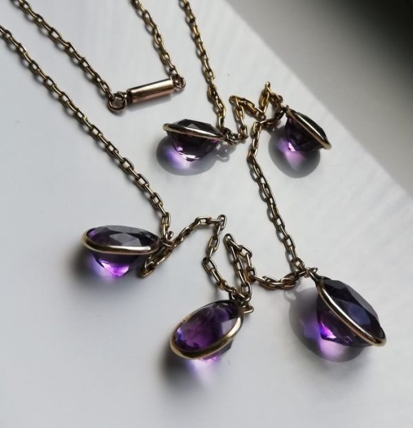Superlative late Victorian 18ct gold and Siberian amethysts fringe necklace- a wow of a piece!