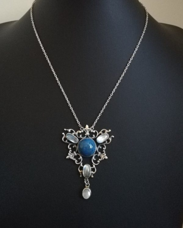 Sibyl Dunlop att pendant necklace c1930 in silver with moonstones and Swiss Lapis