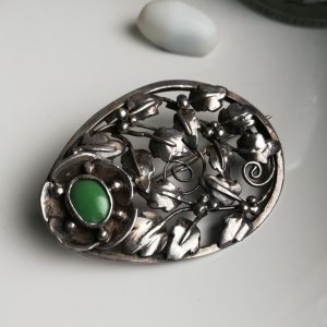 Arts and Crafts hand wrought brooch c1900 in sterling silver with turquoise