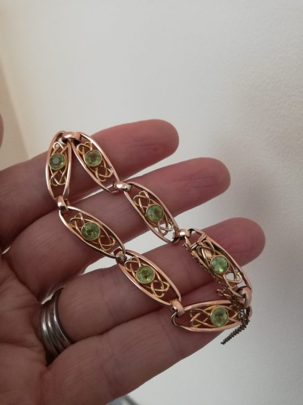 Edwardian c1910 9ct gold and peridots Celtic lovers knots design bracelet