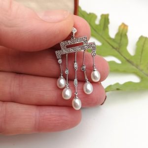 Art Deco style 18ct white gold, diamonds and pearls pendant only