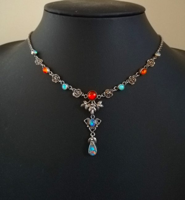 Sensational c1900 Arts and Crafts hand crafted opals necklace including fire opals and water opals