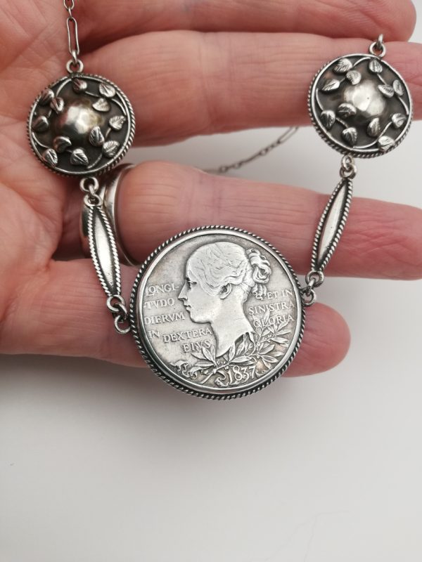 Rare 1897 Arts and Crafts necklace hand-crafted in silver with Queen Victoria silver medal