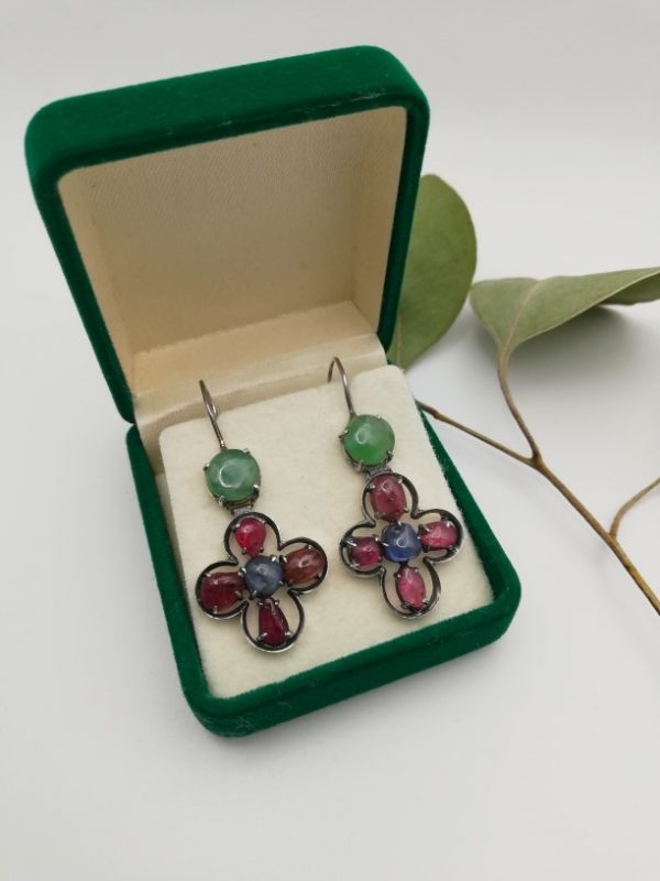 Rare early Sibyl Dunlop Arts and Crafts hand-crafted drop earrings with jade and spinel c1920