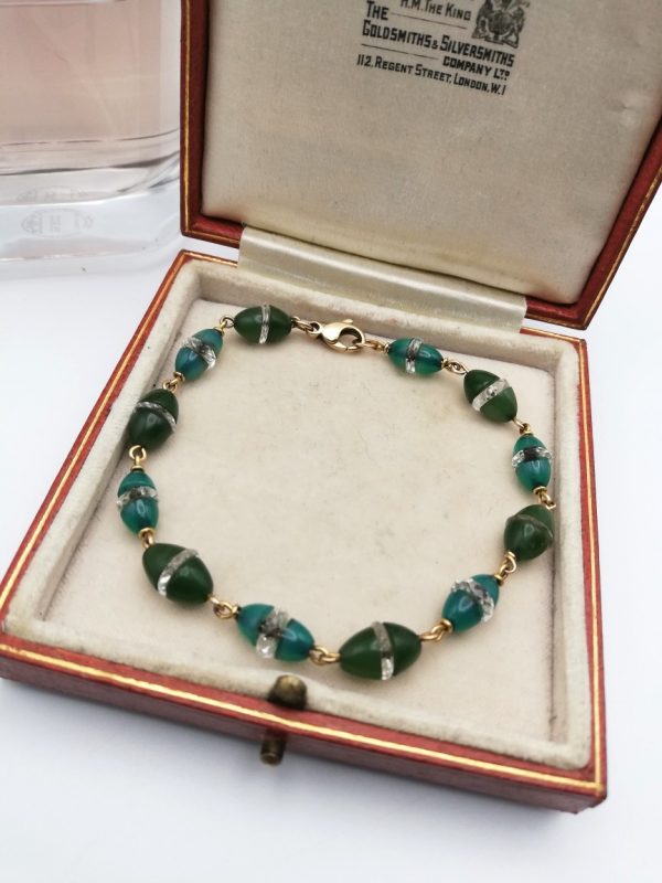 Antique "Easter egg" bracelet in 9ct gold with jade, chrysoprase and rock crystal
