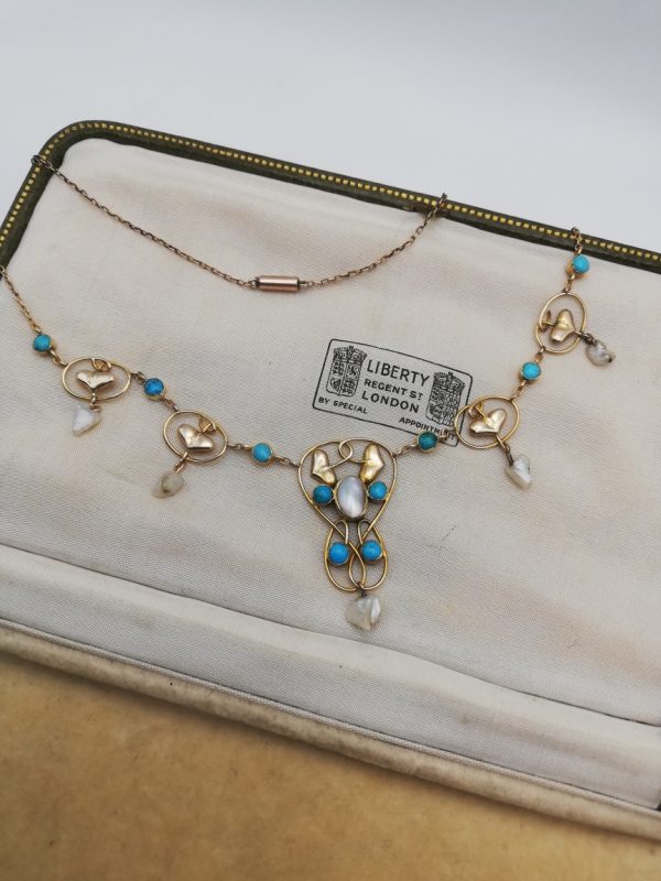 Liberty & Co attr antique Art Nouveau hearts necklace in 15ct gold with turquoise and pearl