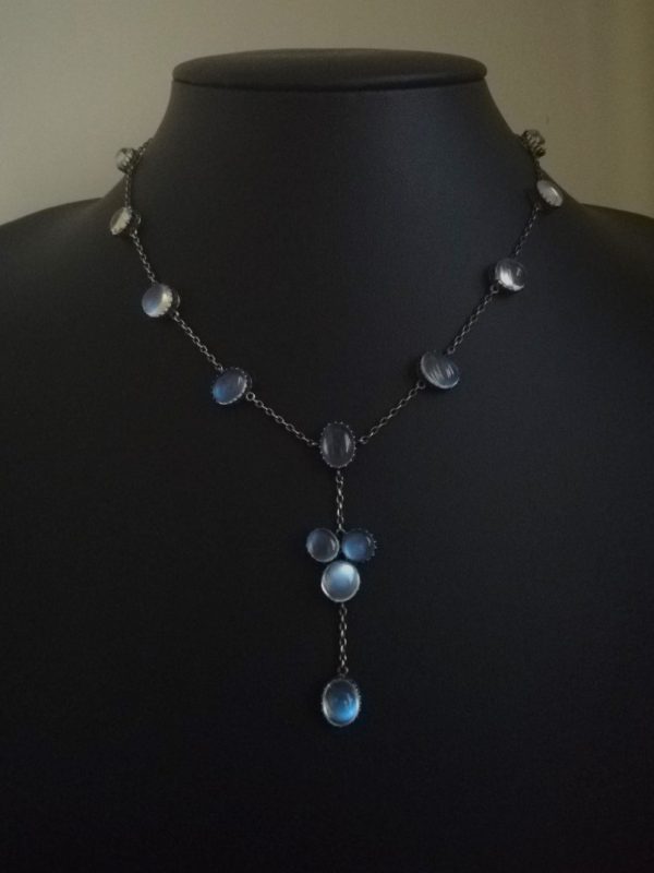 c1900 Arts and Crafts rare design Ceylon blue moonstones and silver drop necklace