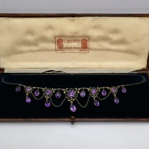 Important Liberty & Co 18ct gold and amethysts festoon necklace with original fitted leather box