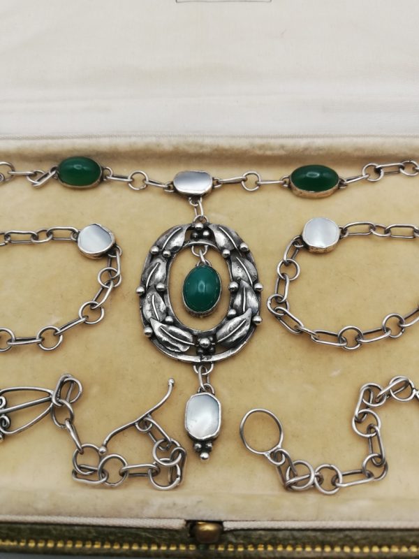 Art and Crafts hand wrought silver, chrysoprase and mother of pearl foliate necklace with drop c1900