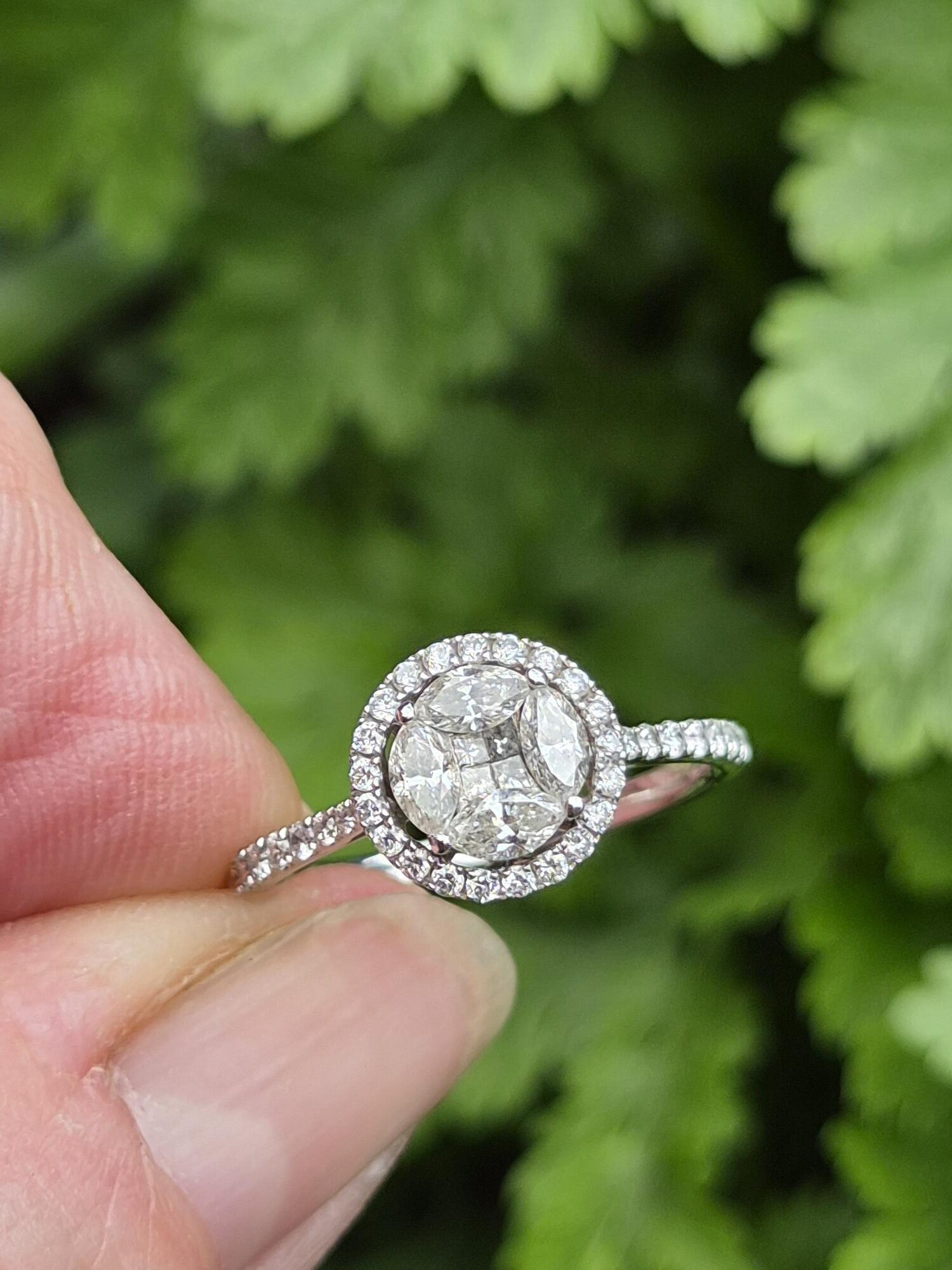 Attractive18ct white gold and 0.68ct diamond round halo ring with appraisal - Image 2