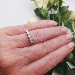 Edwardian c1910 English 18ct gold 5 diamonds ring for engagement or eternity