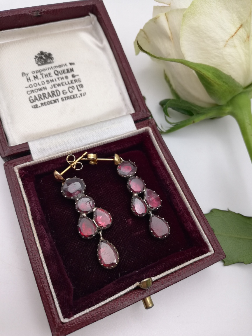 c1800s Georgian gold and foiled flat-cut garnet drop earrings with gold posts c1800s Georgian gold and foiled flat-cut garnet drop earrings with gold posts