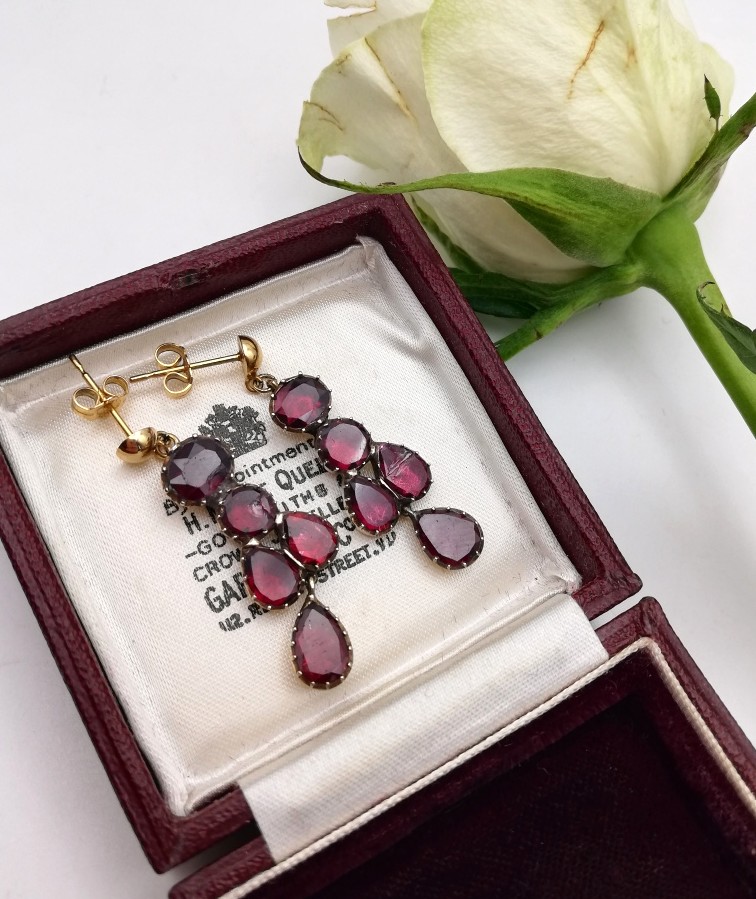 c1800s Georgian gold and foiled flat-cut garnet drop earrings with gold posts c1800s Georgian gold and foiled flat-cut garnet drop earrings with gold posts