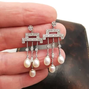 Art Deco style 18ct white gold, diamonds and pearls drop earrings