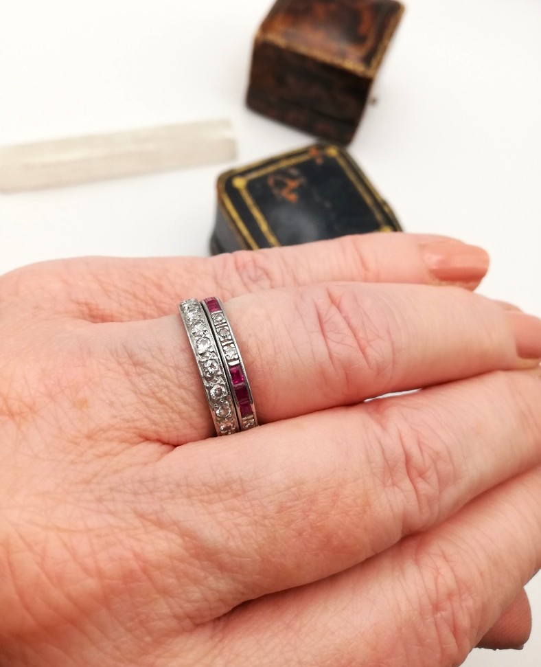 Art Deco antique platinum and diamonds full eternity ring with 22 diamonds Art Deco antique platinum and diamonds full eternity ring with 22 diamonds