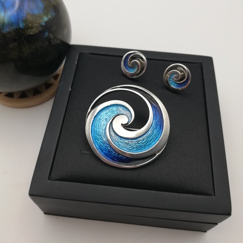 Sheila Fleet of Scotland hand-crafted enamel silver waves brooch and matching earrings Sheila Fleet of Scotland hand-crafted enamel silver waves brooch and matching earrings