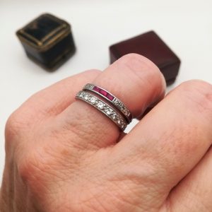 Art Deco antique platinum and diamonds full eternity ring with 22 diamonds