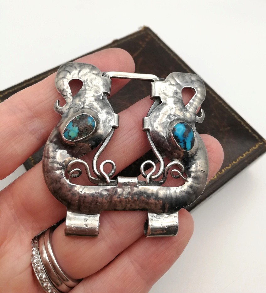 1906 Oliver Baker for Liberty & Co half waist clasp as pendant with turquoise - Image 4