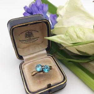 Antique Edwardian 18ct gold and zircon Toi et Moi ring with impressive stones