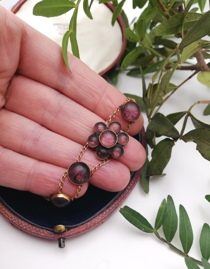 Rare Victorian 15ct gold and Bohemian art glass flower bracelet with box clasp with leather box Rare Victorian 15ct gold and Bohemian art glass flower bracelet with box clasp with leather box