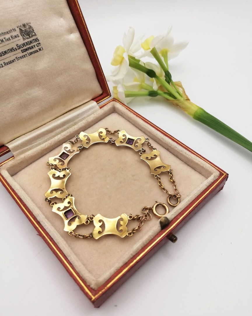 Beautiful Edwardian 18ct bracelet with amethysts and mother of pearl c1905 Beautiful Edwardian 18ct bracelet with amethysts and mother of pearl c1905