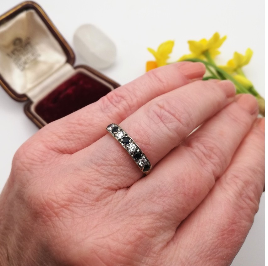 Vintage 9ct gold sapphire and cubic zircona half eternity ring - Image 5