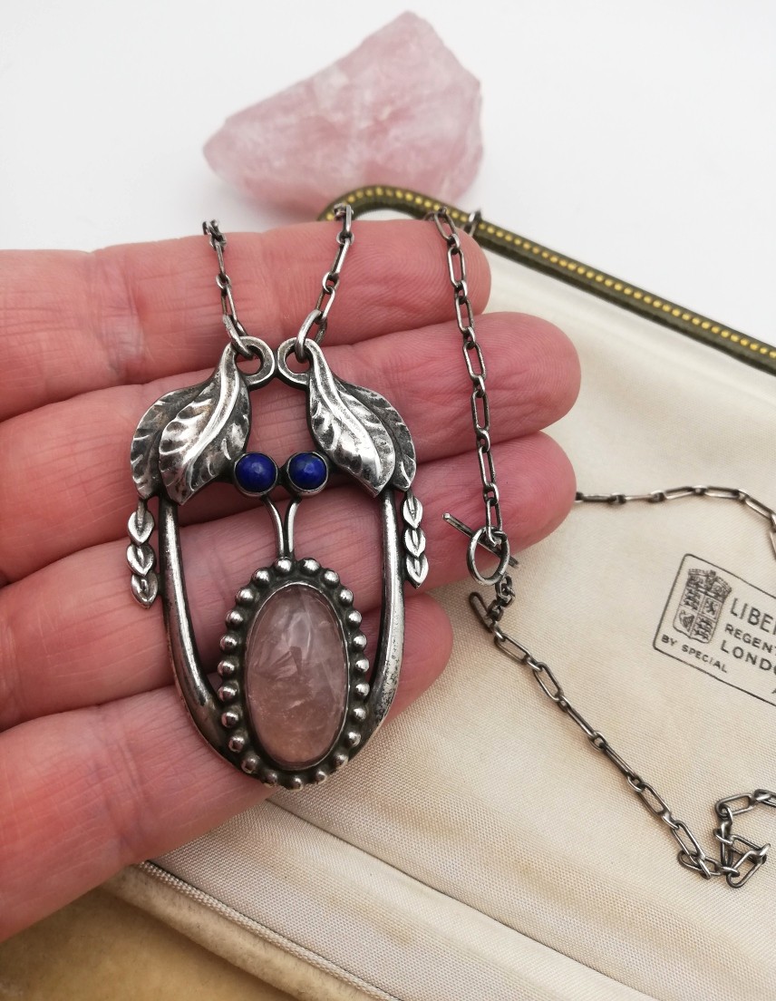 Scarce early marks Georg Jensen number 4 antique necklace with rose quartz and lapis in antique box - Image 4