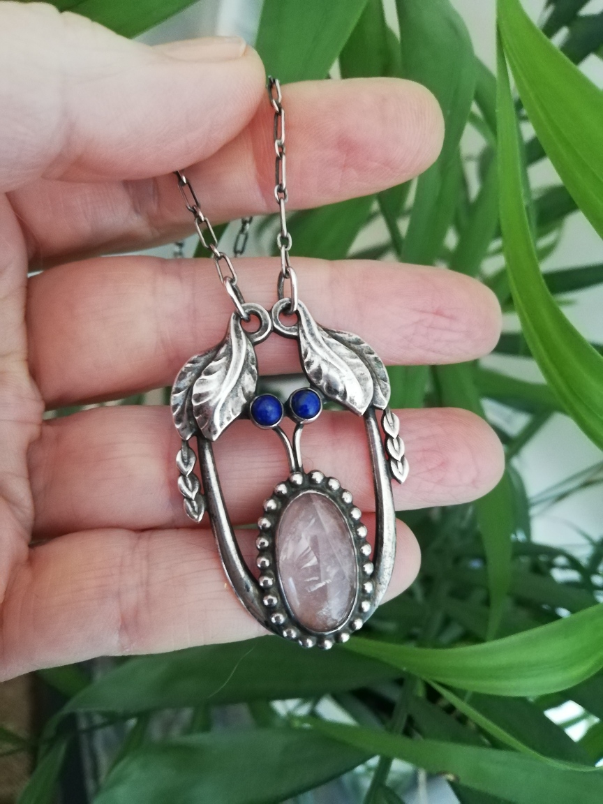 Scarce early marks Georg Jensen number 4 antique necklace with rose quartz and lapis in antique box - Image 3