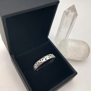 Substantial Art Deco solid platinum Celtic wedding band in larger size