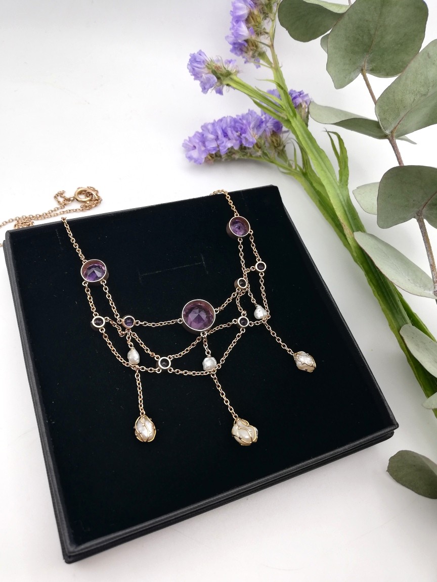Edwardian 9ct gold, amethyst and baroque pearls festoon necklace c1910