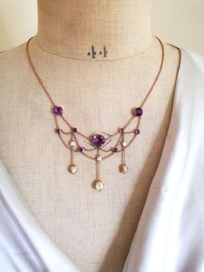 Edwardian 9ct gold, amethyst and baroque pearls festoon necklace c1910 - Image 5