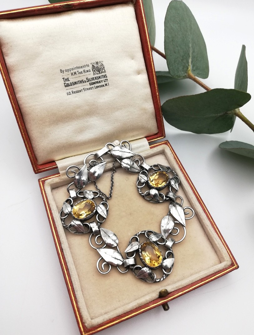 Reserved for A only *****Charles and Gladys Mumford rare hand-crafted Arts and Crafts foliate bracelet with lemon citrines - Image 2
