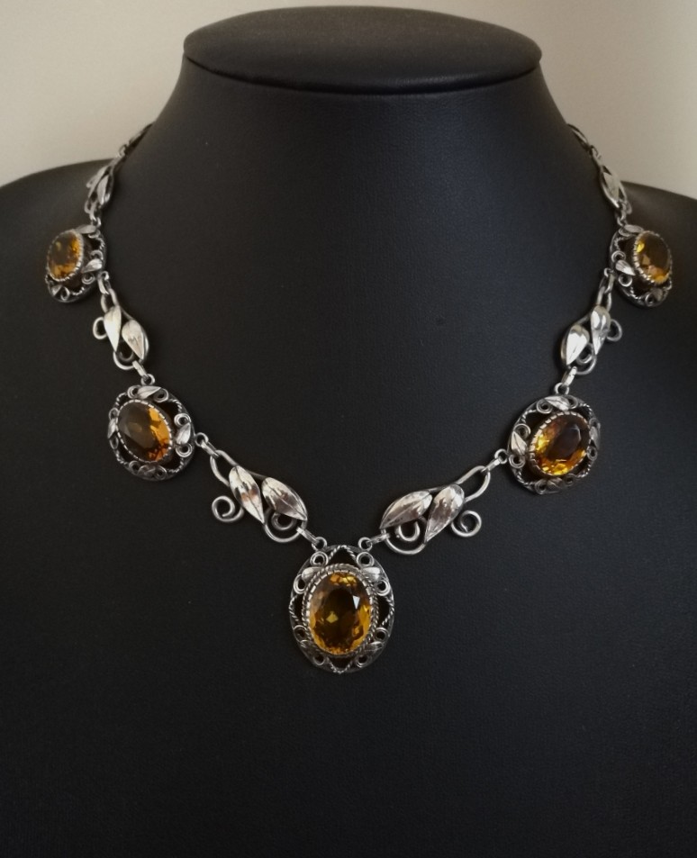 Charles and Gladys Mumford rare hand-crafted Arts and Crafts foliate necklace with honey citrines