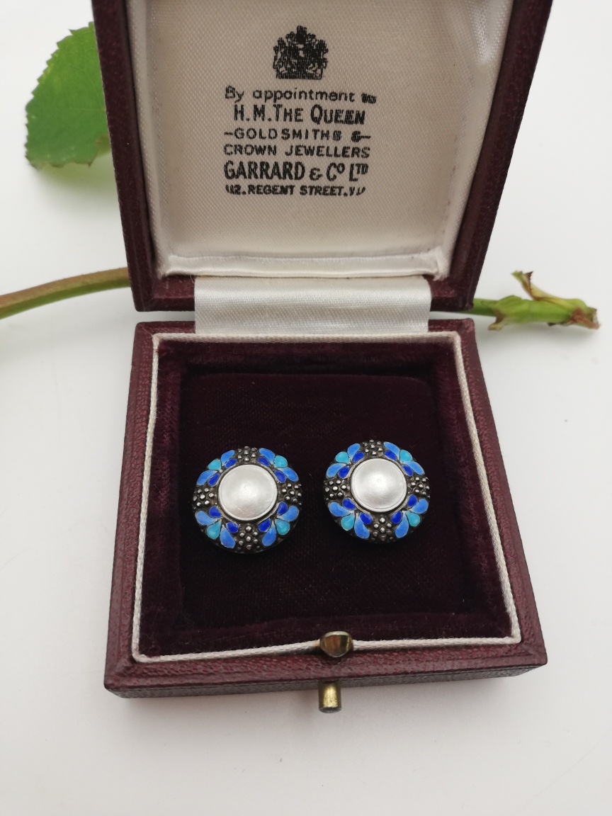 Super Bernard Instone blues enamel and pearl clip Arts and Crafts earrings c1930 - Image 3