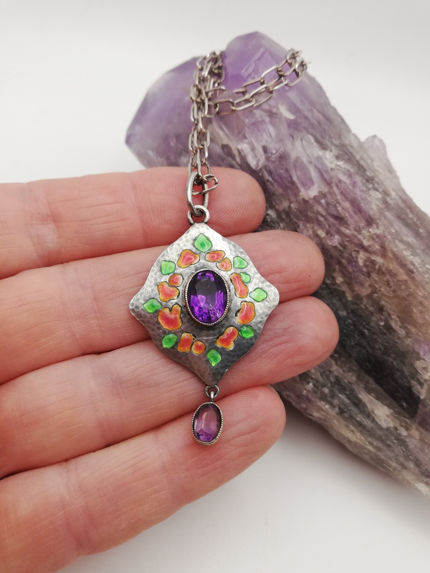 Reserved for A****Murrle Bennett c1905 rare amethyst and enamel Arts and Crafts pendant necklace in silver and gold - Image 6