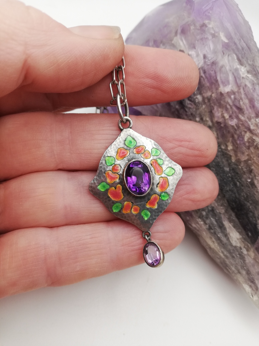 Reserved for A****Murrle Bennett c1905 rare amethyst and enamel Arts and Crafts pendant necklace in silver and gold - Image 5