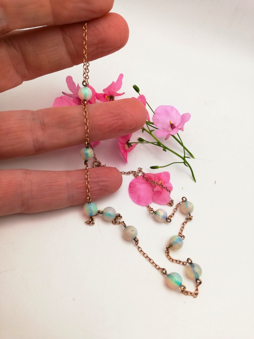 Edwardian c1910 14ct rose gold and fiery opal beads station necklace - Image 2