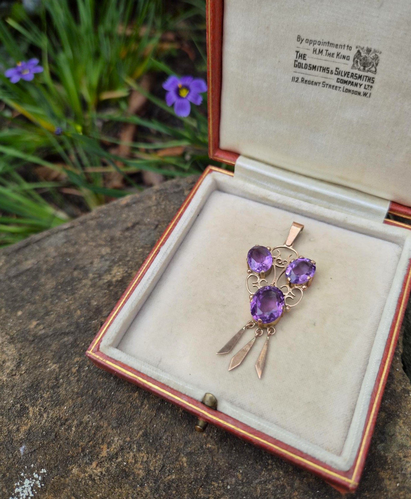 Edwardian 9ct rose gold and triple amethyst lavalier pendant c1910 - Image 3