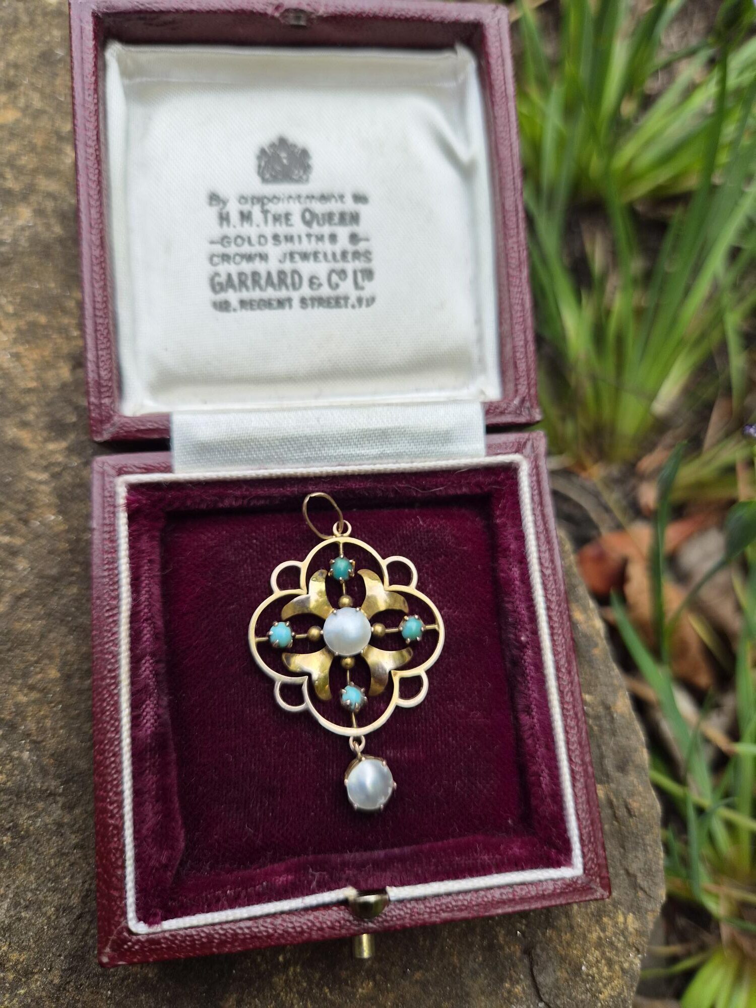 Edwardian 9ct gold, turquoise and blister pearl lavalier pendant c1910 - Image 3