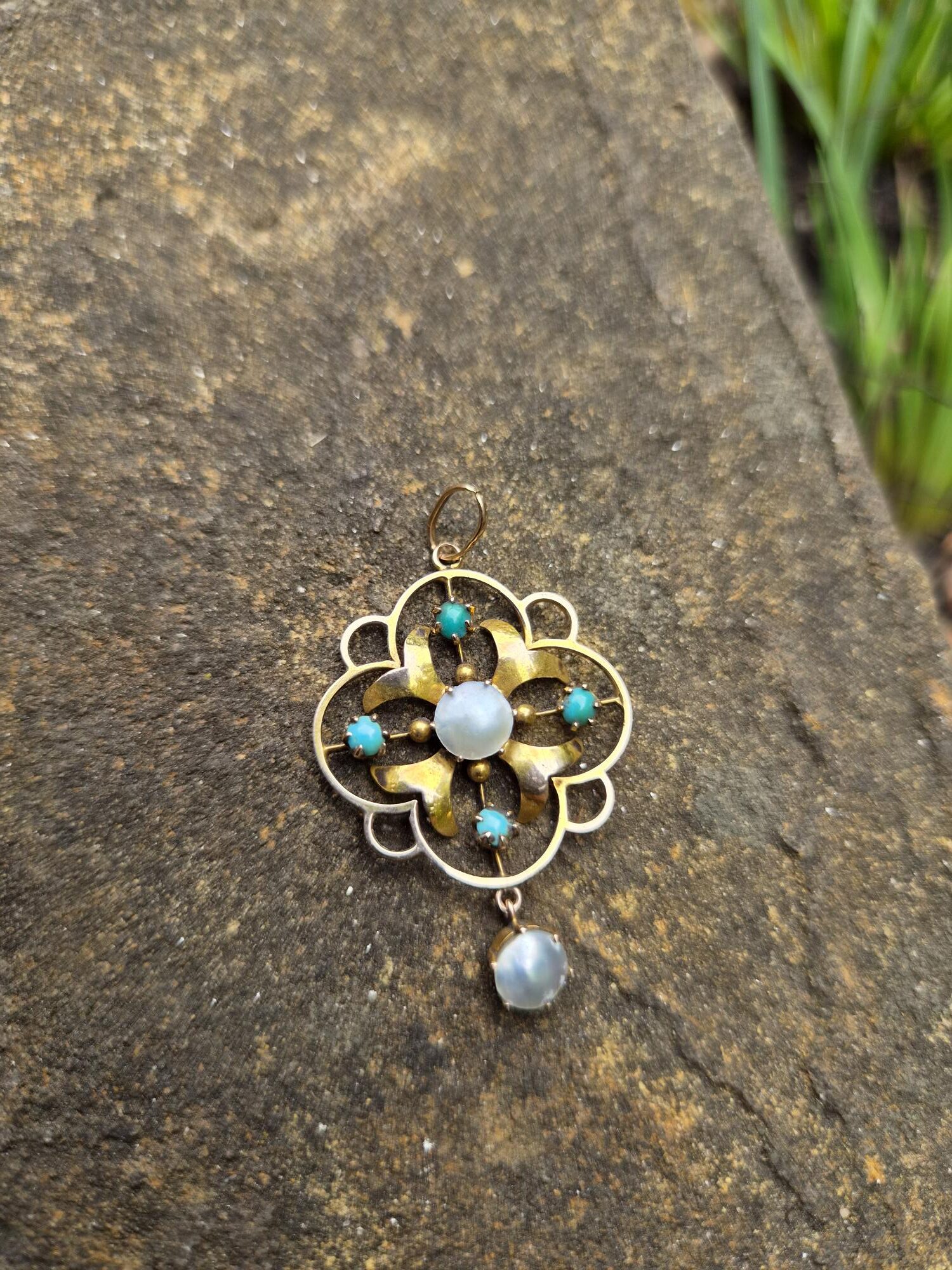 Edwardian 9ct gold, turquoise and blister pearl lavalier pendant c1910 - Image 4