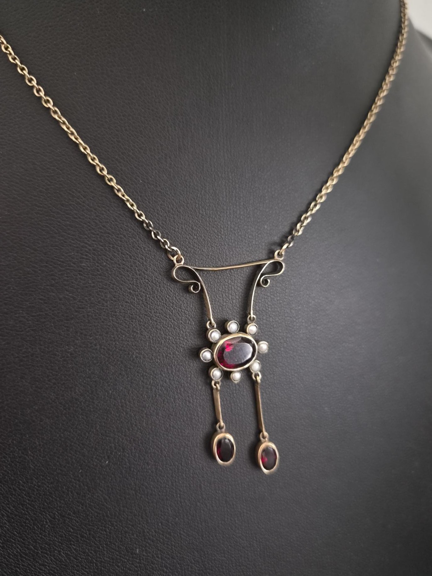 Edwardian c1910 9ct gold garnet and natural seed pearl negligee necklace