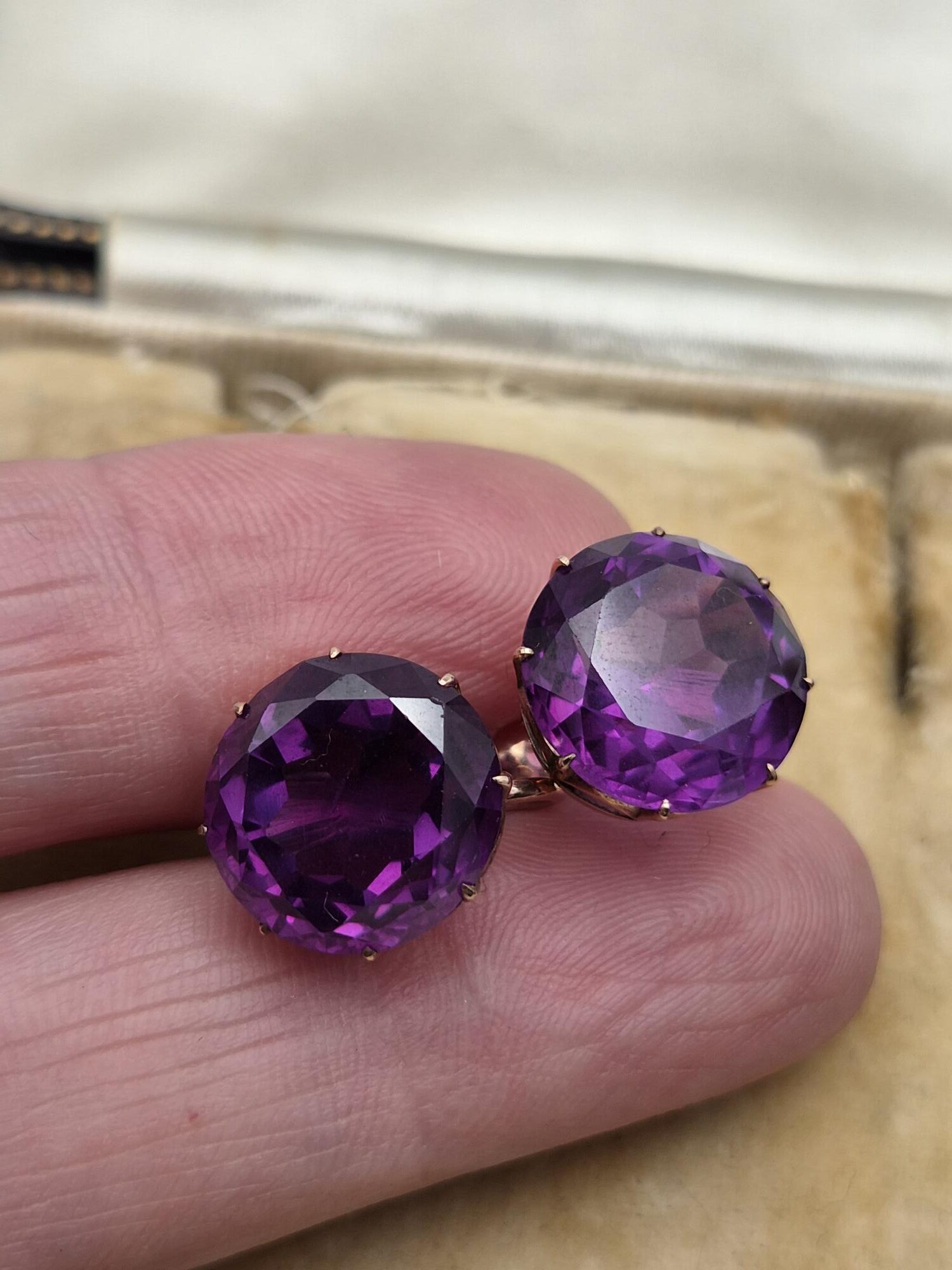Edwardian synthetic Alexandrite and 9ct gold earrings c1910 exquisite! - Image 6
