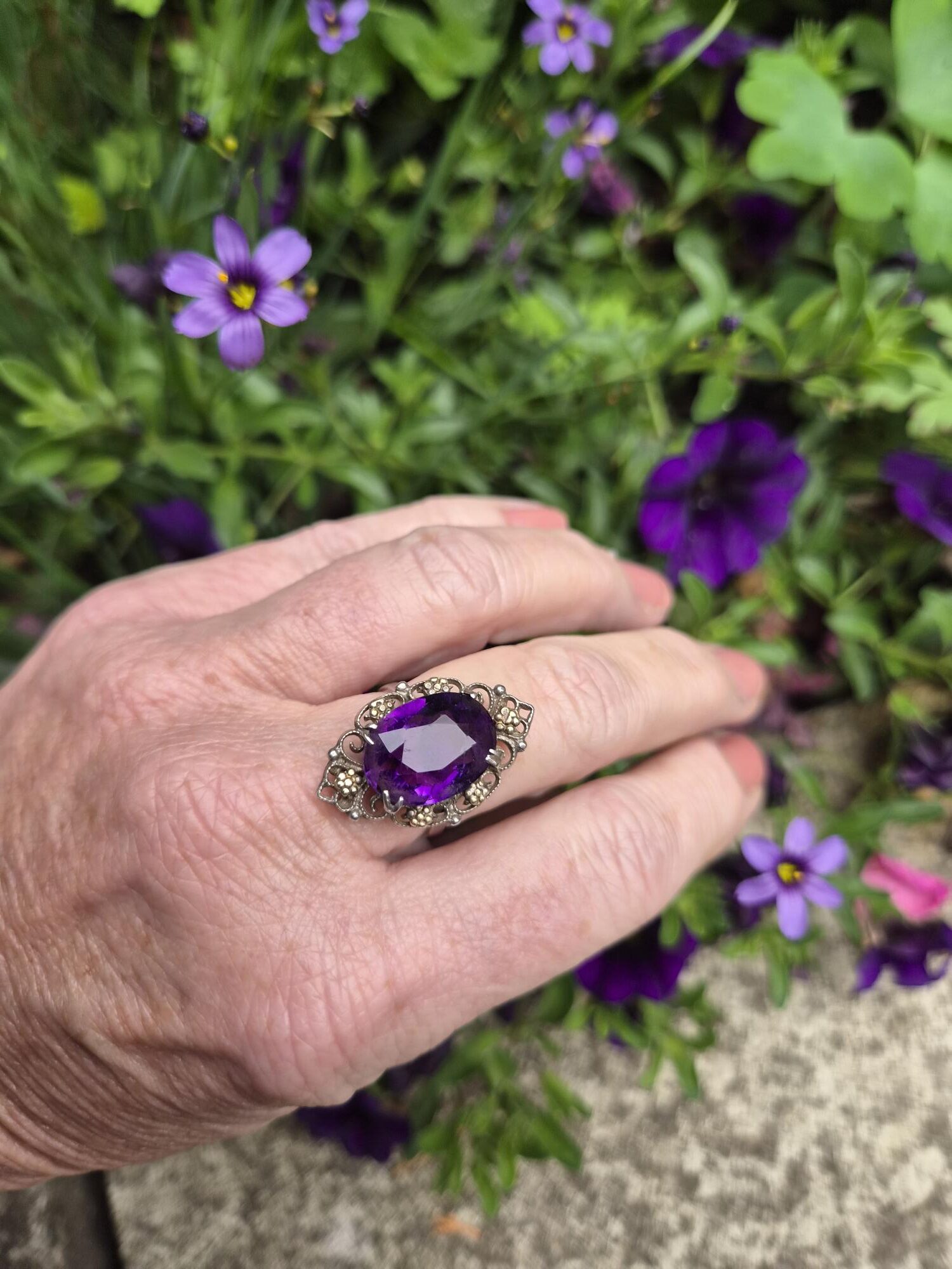 Reserved for T ***rare early Bernard Instone silver and gold Arts and Crafts book piece ring with striking amethyst - Image 5