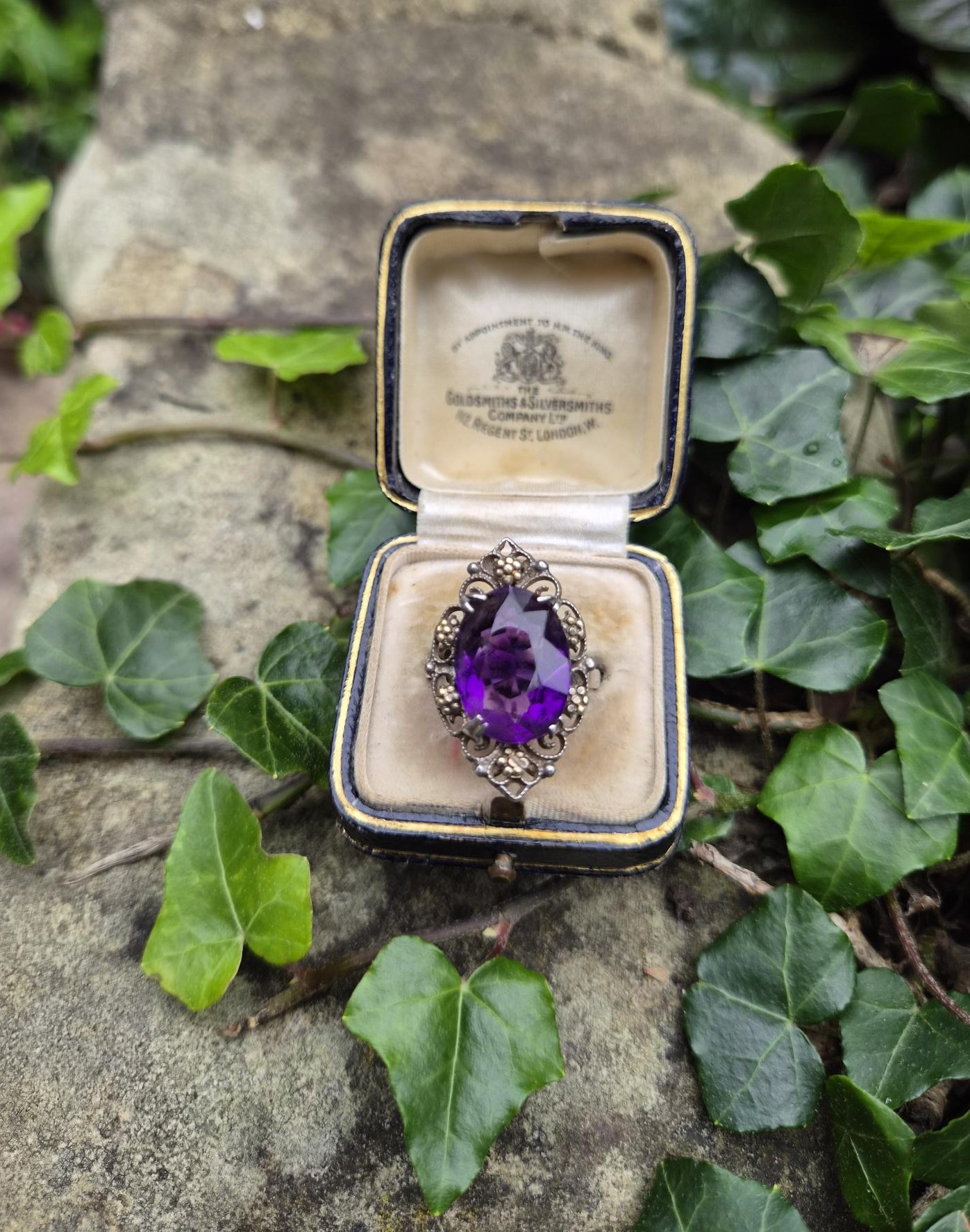 Reserved for T ***rare early Bernard Instone silver and gold Arts and Crafts book piece ring with striking amethyst - Image 6