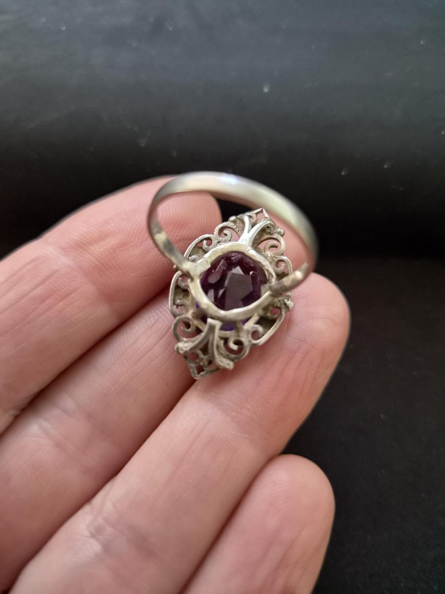 Reserved for T ***rare early Bernard Instone silver and gold Arts and Crafts book piece ring with striking amethyst - Image 7